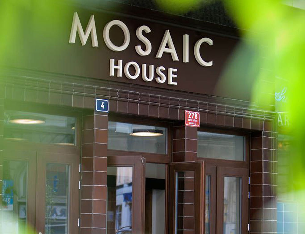Mosaic House Design Hotel Прага Экстерьер фото